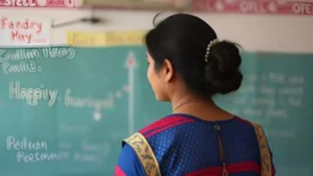 https://www.jagranimages.com/images/newimg/15092025/15_09_2025-odisha_teacher_24048170.jpg