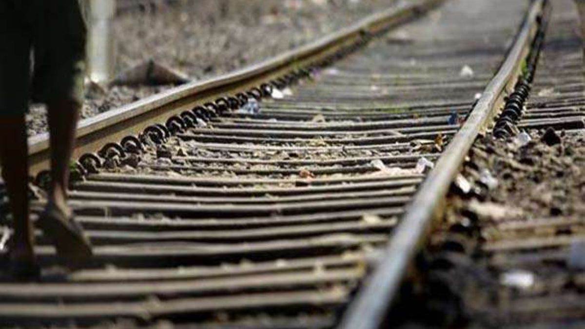 https://www.jagranimages.com/images/newimg/15092025/15_09_2025-railway_track__24048022.jpg