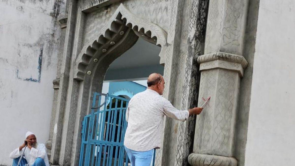 https://www.jagranimages.com/images/newimg/15092025/15_09_2025-sambhal_madarsa_24047857.jpg