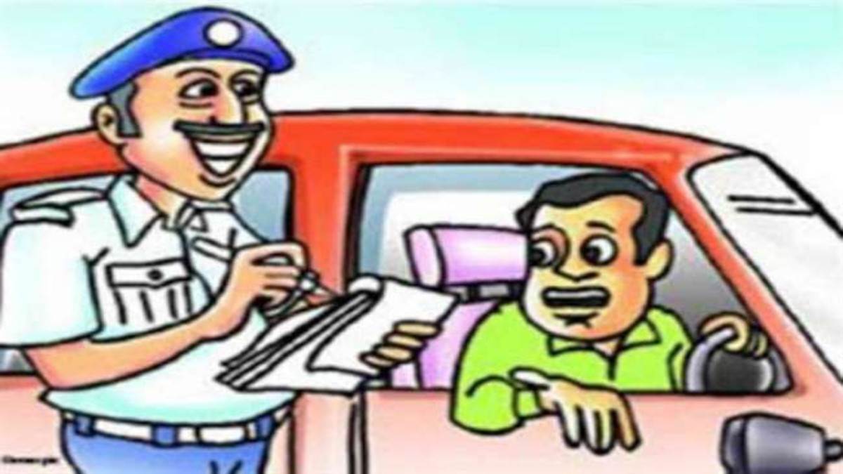 https://www.jagranimages.com/images/newimg/15092025/15_09_2025-traffic_police_jammu_24048160.jpg