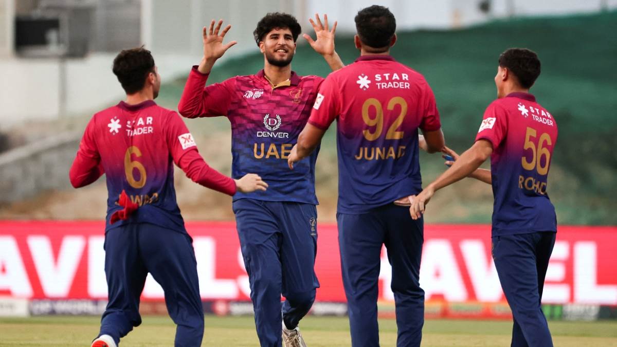 https://www.jagranimages.com/images/newimg/15092025/15_09_2025-uae_vs_oman_24048308.jpg