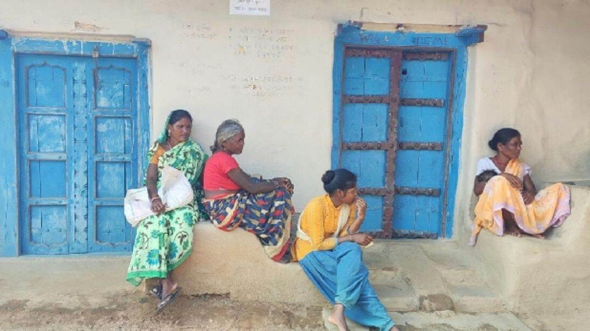 https://www.jagranimages.com/images/newimg/15102022/15_10_2022-latehar_tana_bhagats_23141899.jpg