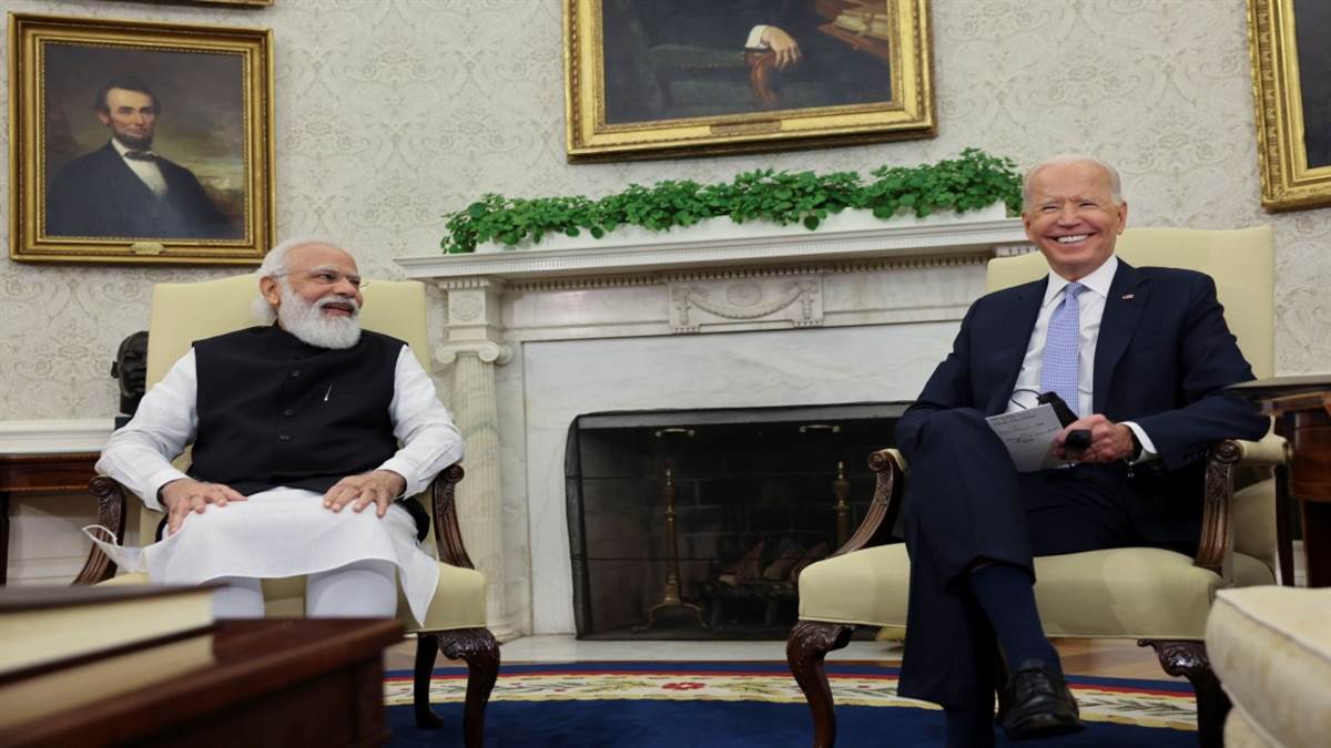 https://www.jagranimages.com/images/newimg/15102022/15_10_2022-modia_and_biden_23142429.jpg