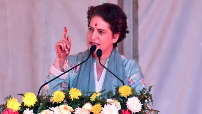 परिवर्तन प्रतिज्ञा रैली में सोलन के लोगों से एक वादा कर गईं प्रियंका गांधी। जागरण