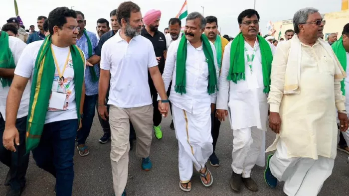 कांग्रेस कर रही है भारत जोड़ो यात्रा, सामने हैं चुनाव