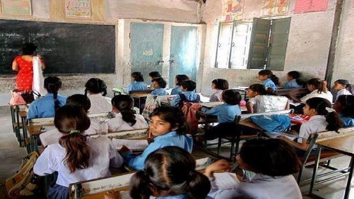 तमिलनाडु: स्‍कूल में 100 छात्र अचानक हुए बीमार, सेप्टिक टैंक गैस रिसाव से हुई उल्टियां, 67 अस्‍पताल में भर्ती