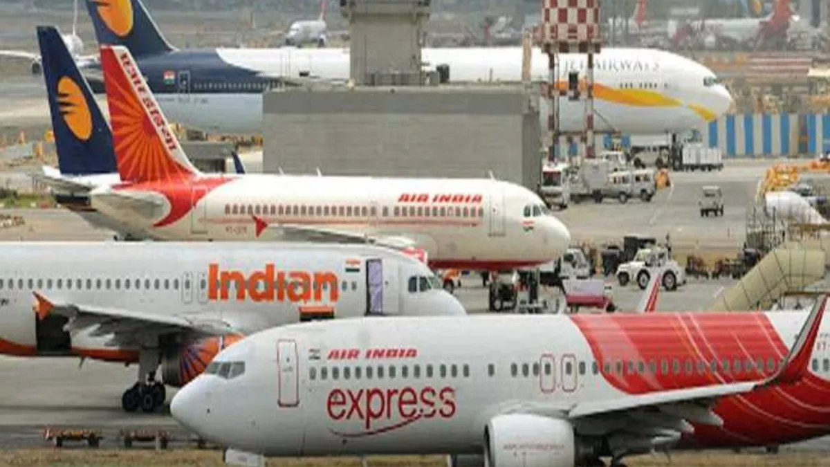 Flight Ticket: जेब में हो मोटी रकम तो ही जाएं ''फ्लाइट'' से दिवाली पर घर, दिल्ली-मुंबई का किराया 24 हजार