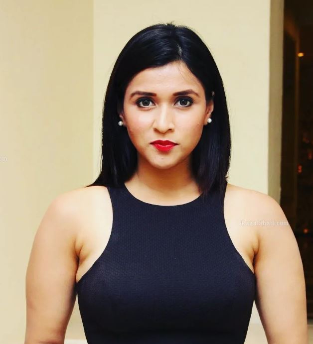 Mannara Chopra