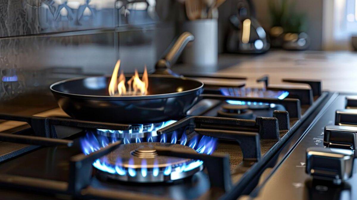 इंडिया में सबसे ज्यादा खरीदे जाने वाले Gas Stove, कीमत मात्र 1 हजार से शुरू, आप भी कर लें जल्दी से ऑर्डर