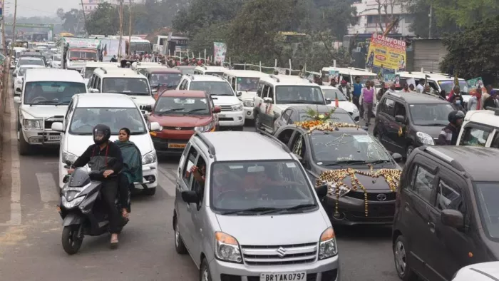 राज्य में 24 लाख वाहनों के आरसी मोबाइल नम्बर से अपडेट नहीं (सांकेतिक तस्वीर)
