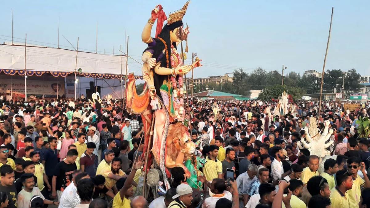 https://www.jagranimages.com/images/newimg/15102024/15_10_2024-durga_puja_23815806.jpg