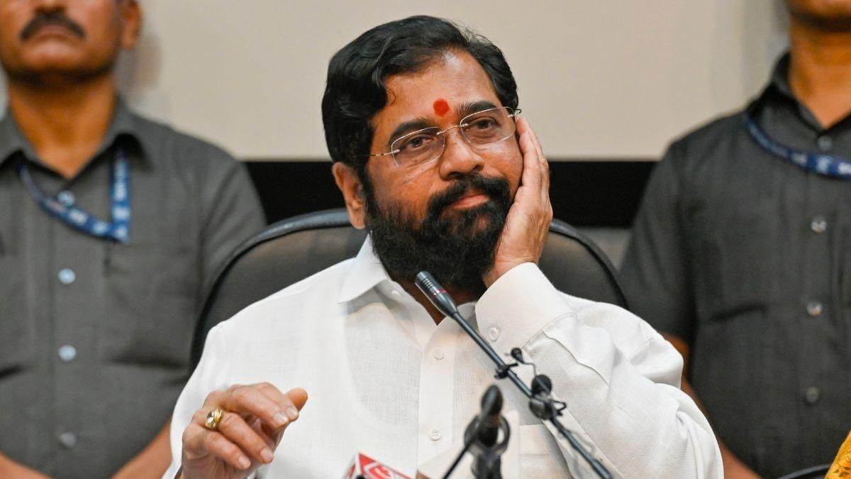 https://www.jagranimages.com/images/newimg/15102024/15_10_2024-eknath_shinde_news_2_23815974.jpg