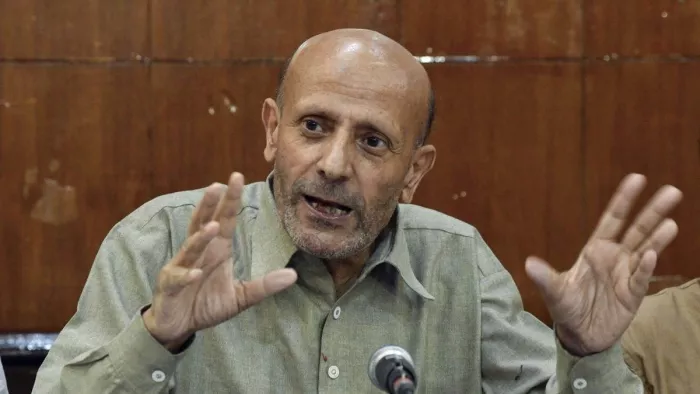 Jammu Kashmir News: जम्मू-कश्मीर में बारामूला सांसद की अदालत ने बढ़ाई अंतरिम जमानत