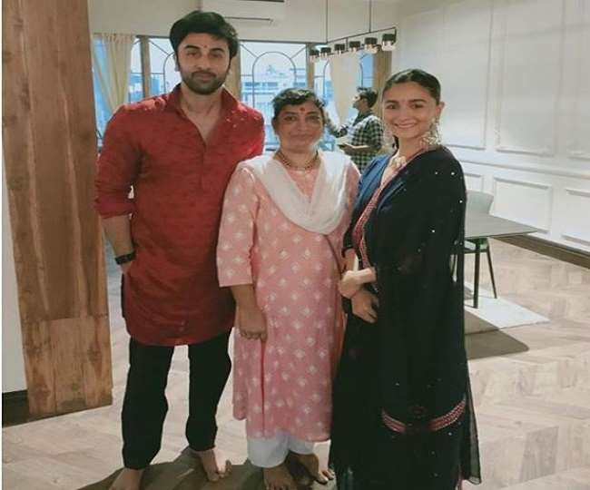 ranbir kapoor and alia bhatt diwali pics brahmastra actors diwali celebration photos gone viral
