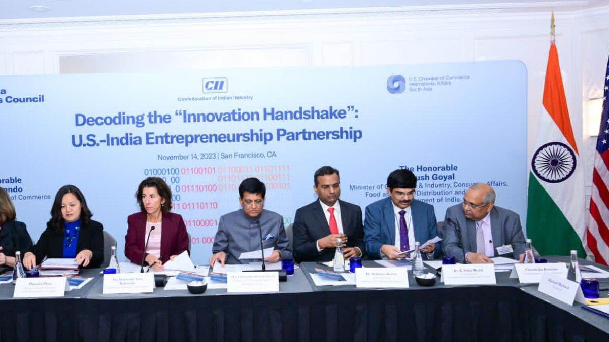https://www.jagranimages.com/images/newimg/15112023/15_11_2023-decoding_the_innovation_handshake_23580958.jpg