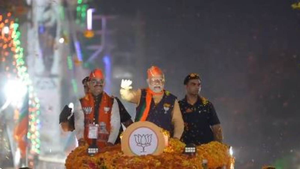 https://www.jagranimages.com/images/newimg/15112023/15_11_2023-pm_modi_in_mp_23580843.jpg