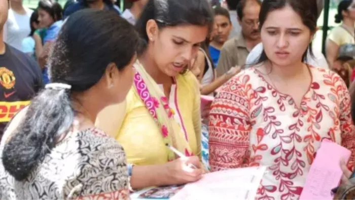 UGC: ग्रेजुएशन में अब नहीं लगेंगे 3 साल, यूजीसी अध्यक्ष ने दी जानकारी