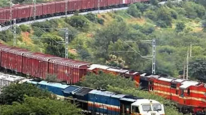 वस्तुओं के परिवहन में आसानी के साथ लाजिस्टिक लागत में आने लगी कमी