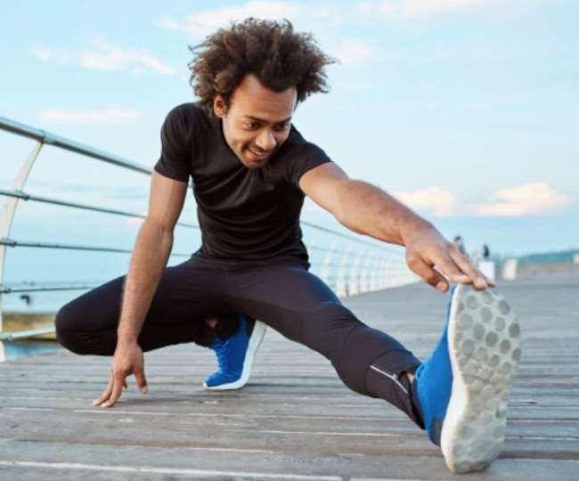 get relief from knee and joint pain with these simple stretching exercises
