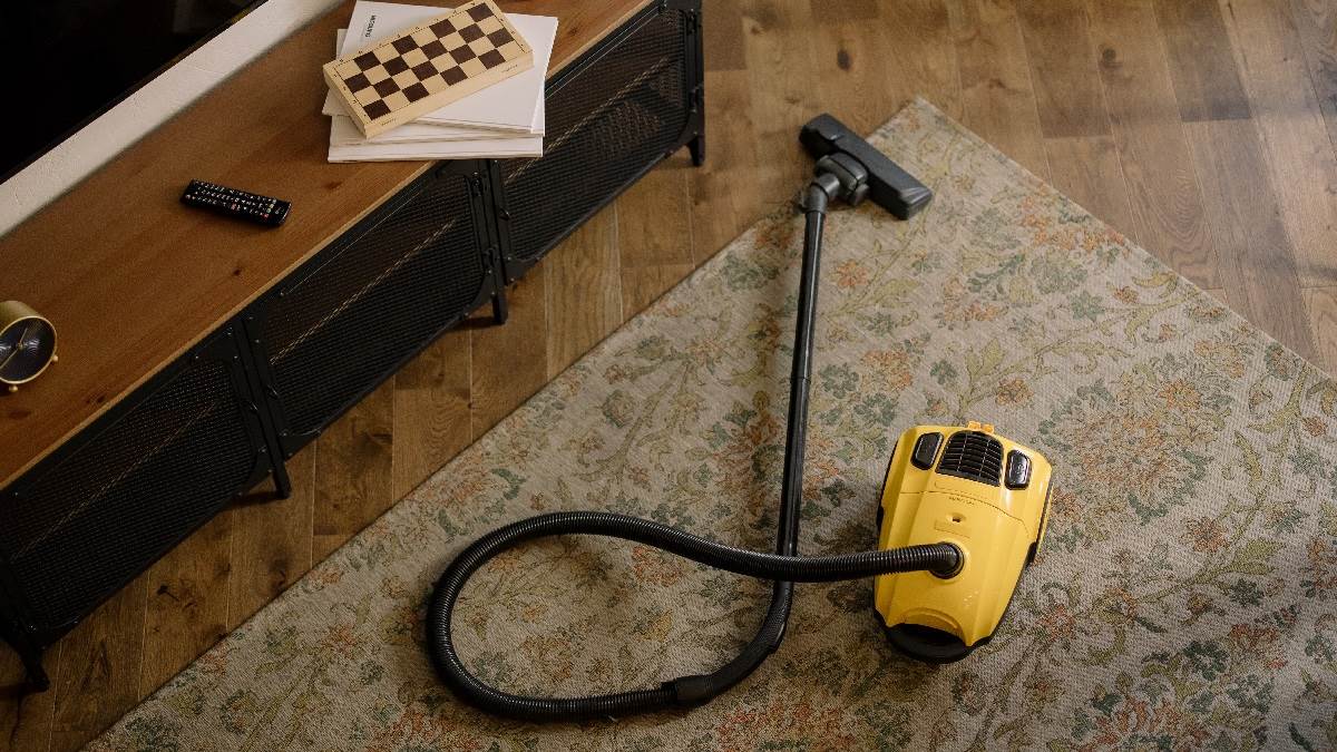 Vacuum Cleaner For Home Cover Image Source: Pexels