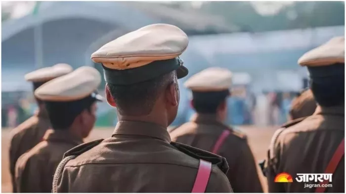 बिहार में 200 से अधिक पुलिसकर्मियों को जल्द मिलेगी DSP की कुर्सी, सैलरी में भी होगा इजाफा (प्रतीकात्मक तस्वीर)