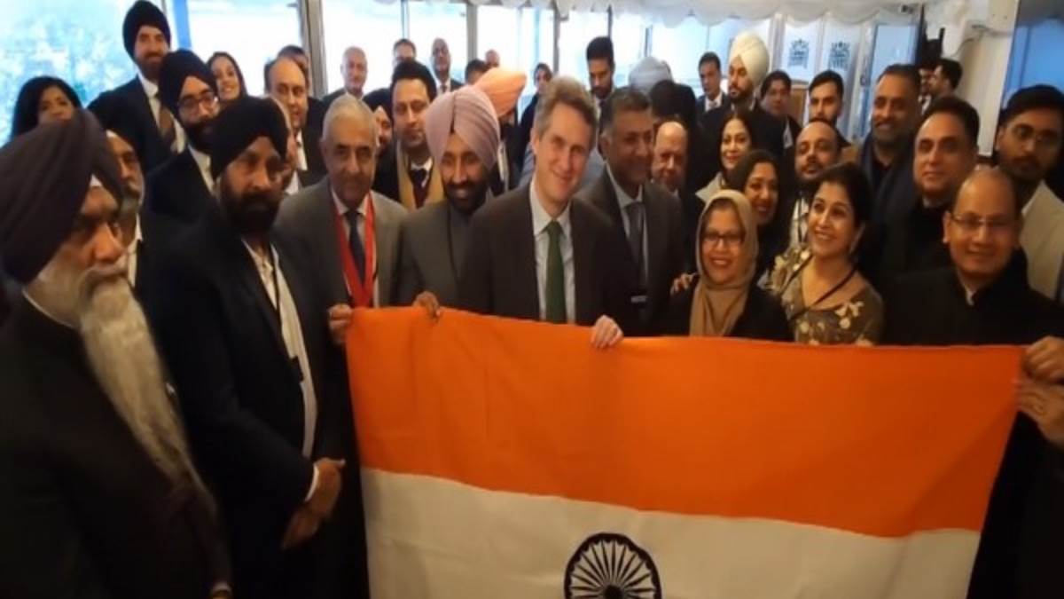 https://www.jagranimages.com/images/newimg/15122023/15_12_2023-british_parliamentarian_23605026.jpg