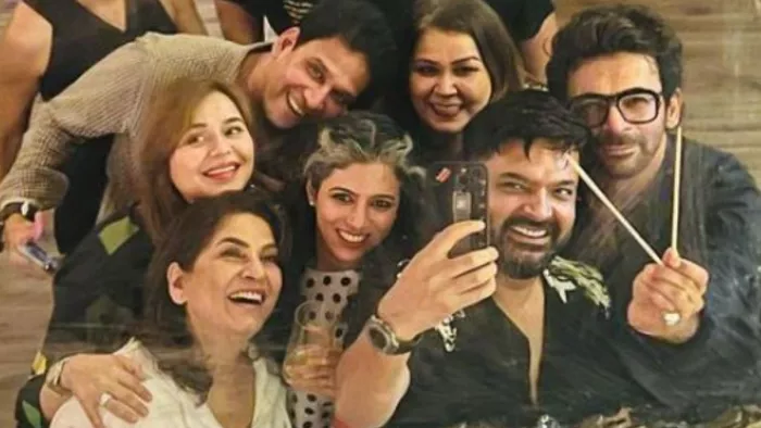 पार्टी मूड में आए कपिल शर्मा को सुनील ग्रोवर ने दी चेतावनी/ फोटो- Instagram