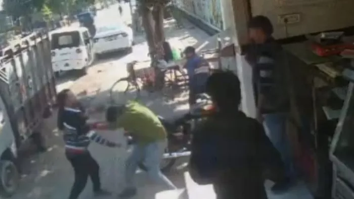 भाजपा के संगठनात्मक चुनाव प्रकिया के दौरान मारपीट का इंटरनेट मीडिया में प्रसारित वीडियो का स्क्रीन शाट। इंटरनेट मीडिया