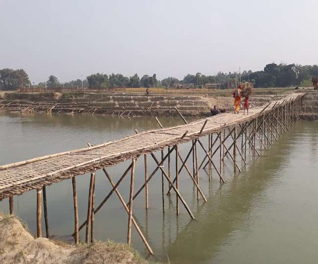 unique amazing this chachri bridge connects the border of bihar and bengal