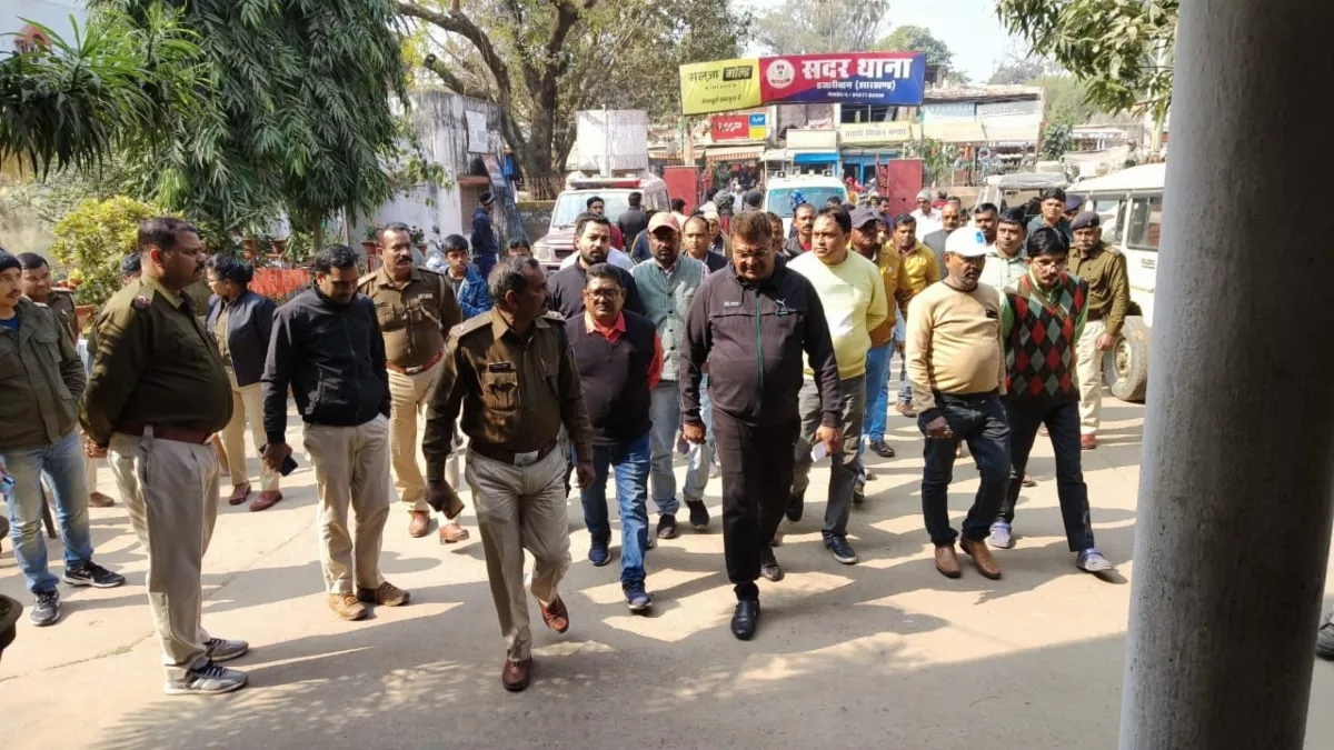 हजारीबाग पुलिस हिरासत में व्यापारी मौत मामले में पत्नी ने दो पुलिसकर्मियों पर दर्ज कराइ FIR, SP ने किया सस्पेंड