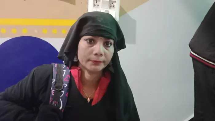 प्रेम प्रसंग में धोखा खाई बंग्लादेशी महिला पहुंची जयनगर