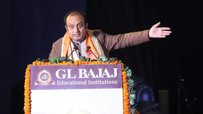 दैनिक जागरण द्वारा आयोजित श्रीरामोत्सव में सबके राम पर व्याख्यान देते राज्यसभा सदस्य सुधांशु त्रिवेदी।