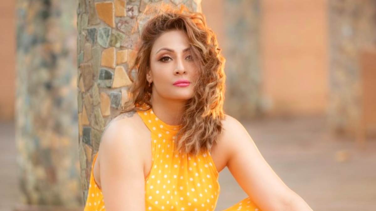 https://www.jagranimages.com/images/newimg/16012024/16_01_2024-urvashi_dholakiya_23630839.jpg