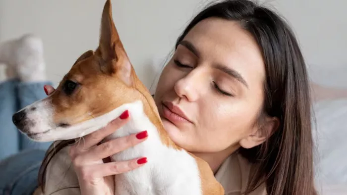 Dog की लार से फैल सकती हैं बीमारियां (Picture Courtesy: Freepik)