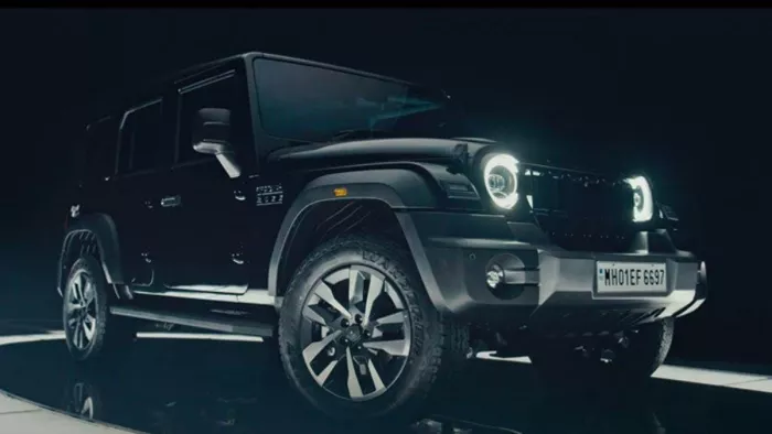 Mahindra Thar Roxx की कीमतों में कितनी हुई बढ़ोतरी। पढ़ें खबर।