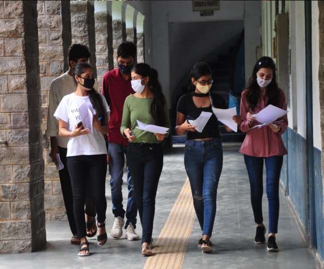DU Open Guidelines: एक साल 11 महीने बाद कल फिर से खुलेगा दिल्ली ...