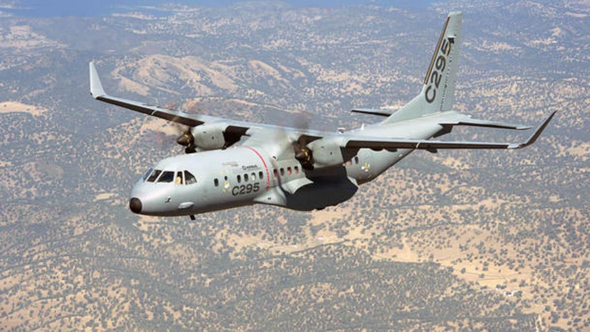 https://www.jagranimages.com/images/newimg/16022024/16_02_2024-c_295_aircraft_23654473_142257838.jpg
