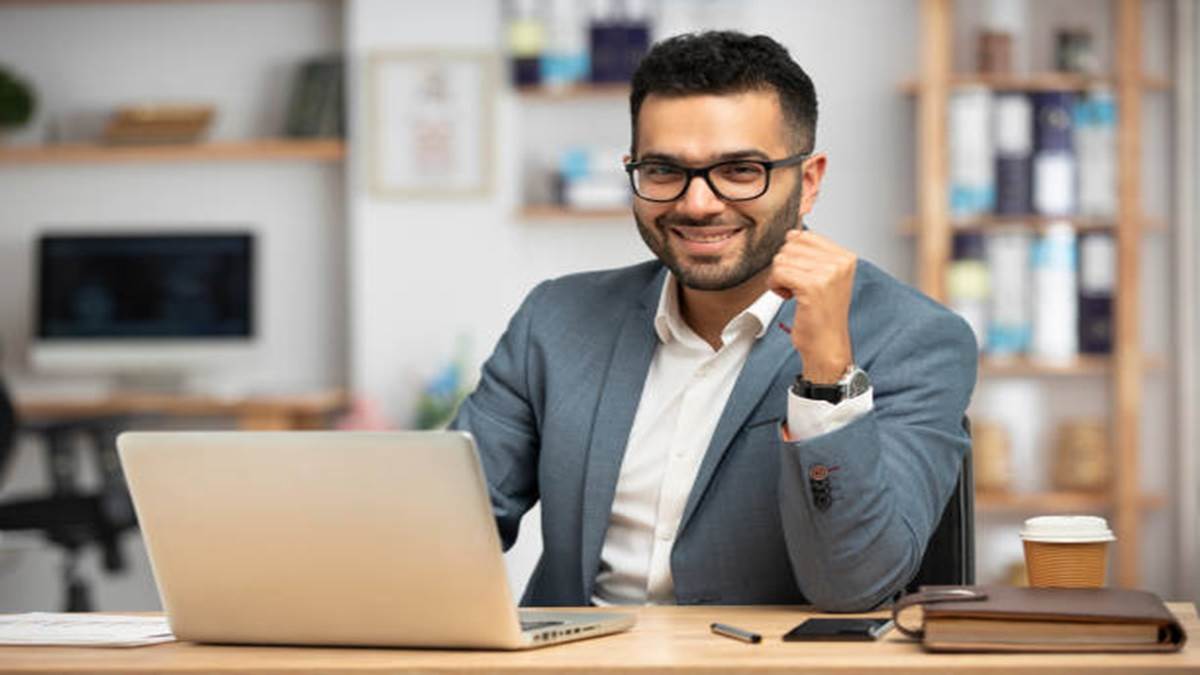 खुशखबरी! मात्र 40000 में Laptops की बिक्री ने तोड़े रिकॉर्ड! एचपी, लेनोवो, ASUS ब्रांड के स्टॉक हो रहे खत्म