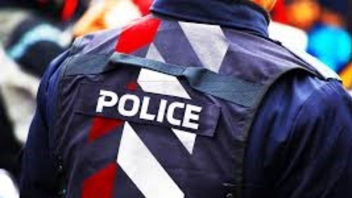 singapore court order to pay 25 lakh dollars compensation to indian origin women police