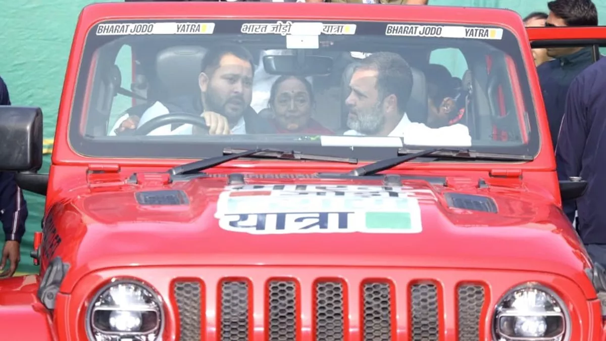 रामनवमी के अवसर पर नगर में निकली बाइक रैली व शोभायात्रा,जय श्रीराम के ...