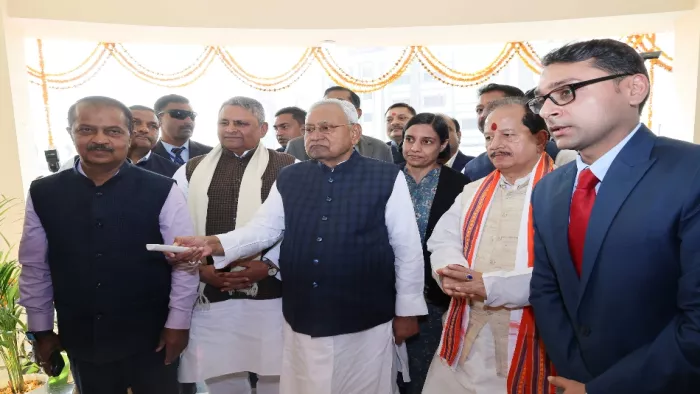 आरा पहुंचे मुख्यमंत्री नीतीश कुमार। फोटो- जागरण