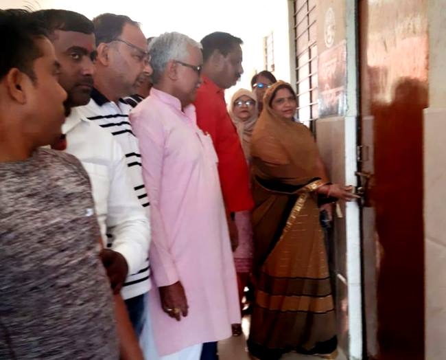 municipality member angry office put lock