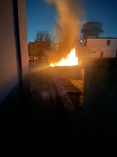 दो दुकानों में लगी आग, लाखों का नुकसान - दो दुकानों में लगी आग, लाखों का  नुकसान - Uttar Pradesh Faizabad Crime News