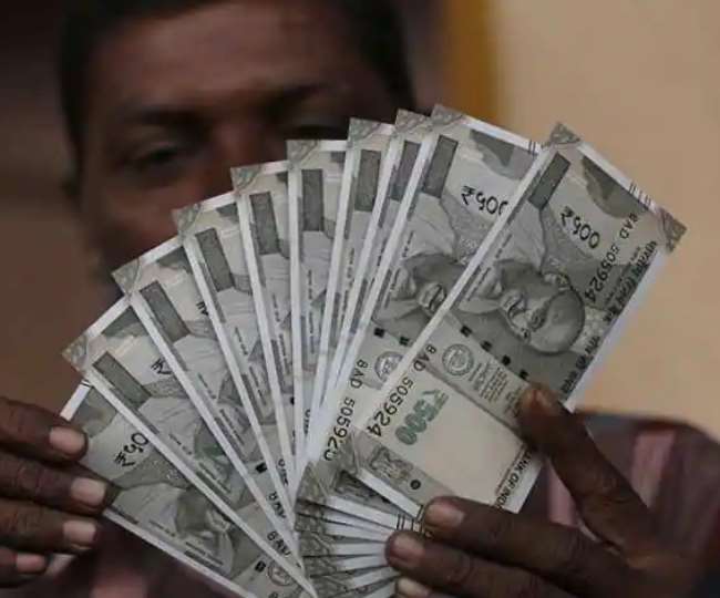 FD और RD को लेकर न हों कंफ्यूज, दो मिनट में जानिए दोनों में अंतर