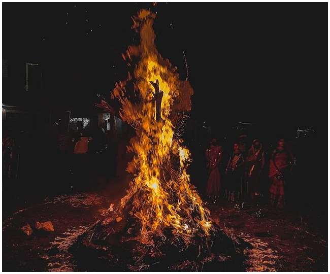 https://www.jagranimages.com/images/newimg/16032022/16_03_2022-holia-upay_22548450_92229236.jpg