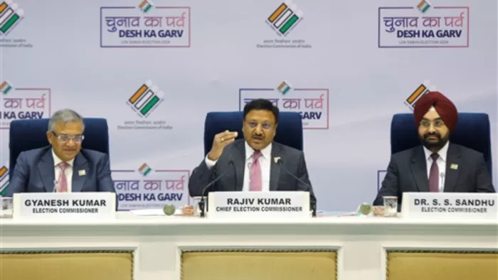 चुनाव आयुक्त ने बताई आयोग के सामने आने वाली चुनौतियां (रायटर्स)