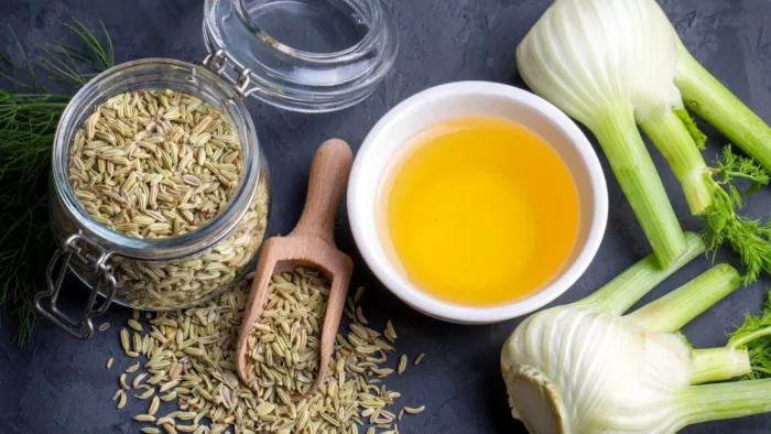 चेहरे का निखार बढ़ाएगा सौंफ का फेस मास्क