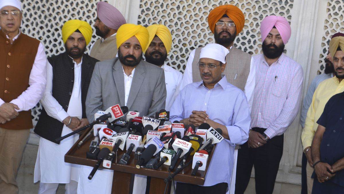 https://www.jagranimages.com/images/newimg/16032025/16_03_2025-arvind_kejriwal_9_23900907.jpg