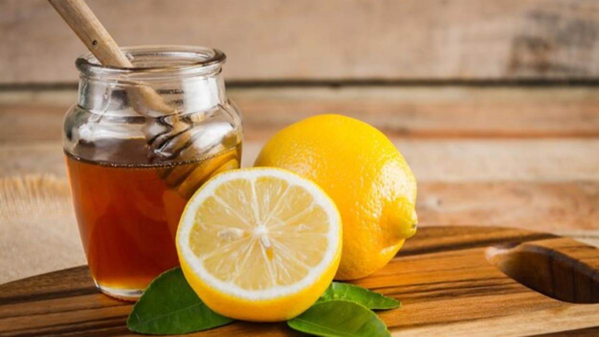https://www.jagranimages.com/images/newimg/16032025/16_03_2025-honey_lemon_23900283.jpg