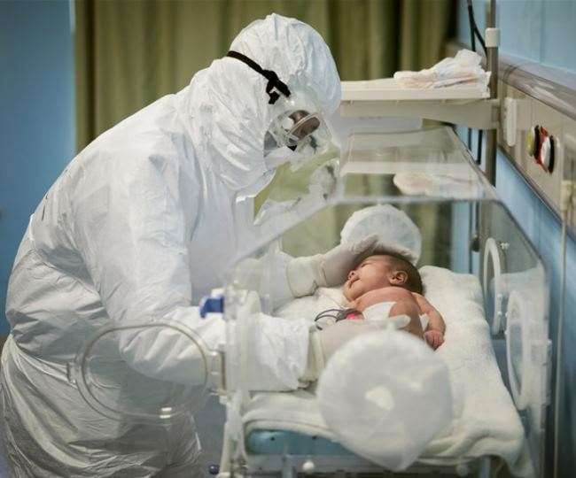 गर्भवती नर्स हार गई कोरोना वायरस की जंग, मरने से पहले प्‍यारी-सी बच्‍ची को दिया जन्‍म